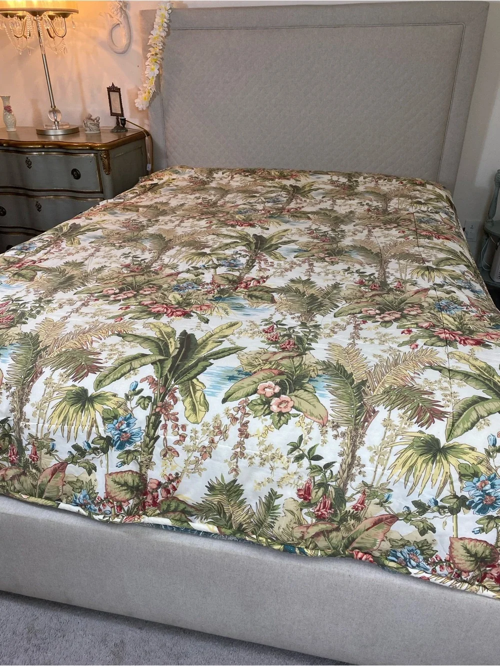 Vintage Lee Joda custom Floral Comforter in Multi-Color - Classic Home Bedding
